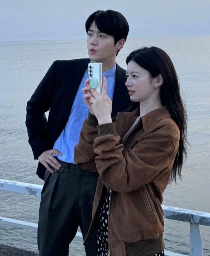 A moment captured by a fan of Kim Seonho