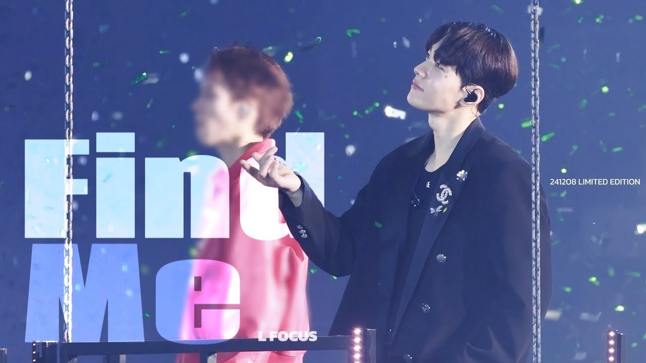 A moment captured by a fan of Kim Myungsoo (L)