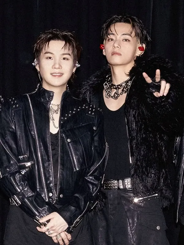 Recent activity shot of Kim Taehyung (V)