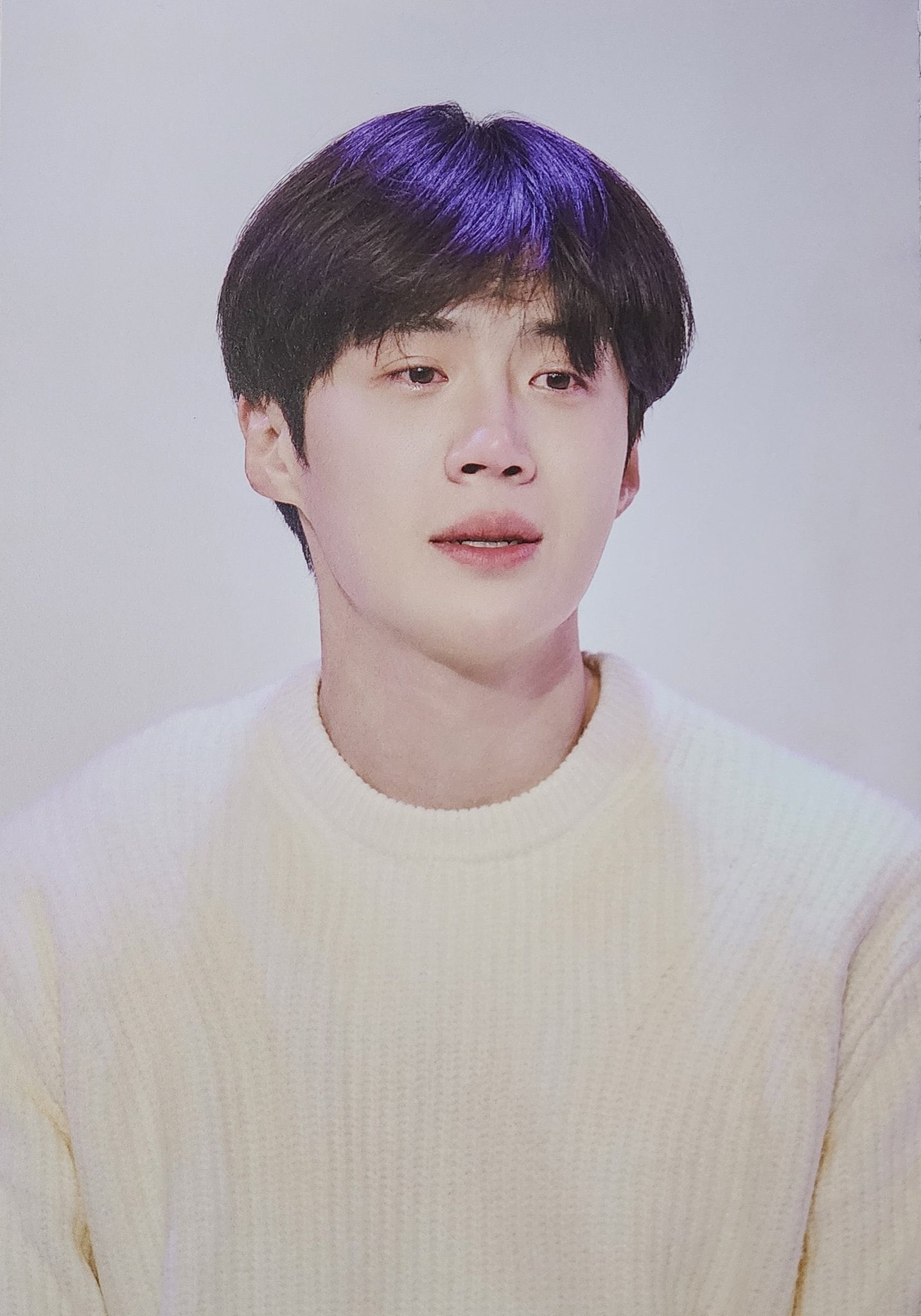 Behind-the-scenes cut of Kim Seonho