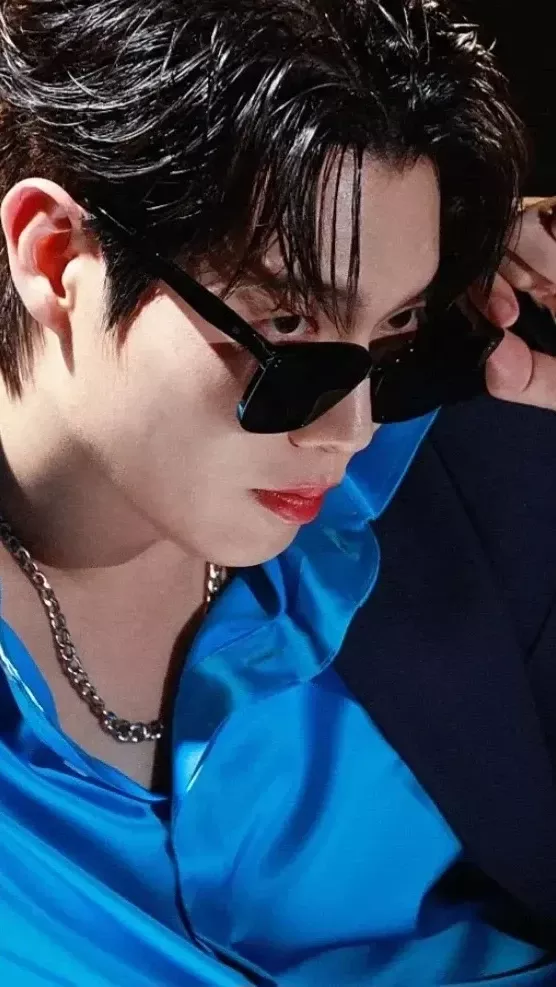 Representative background image loved by Son Taejin fandom