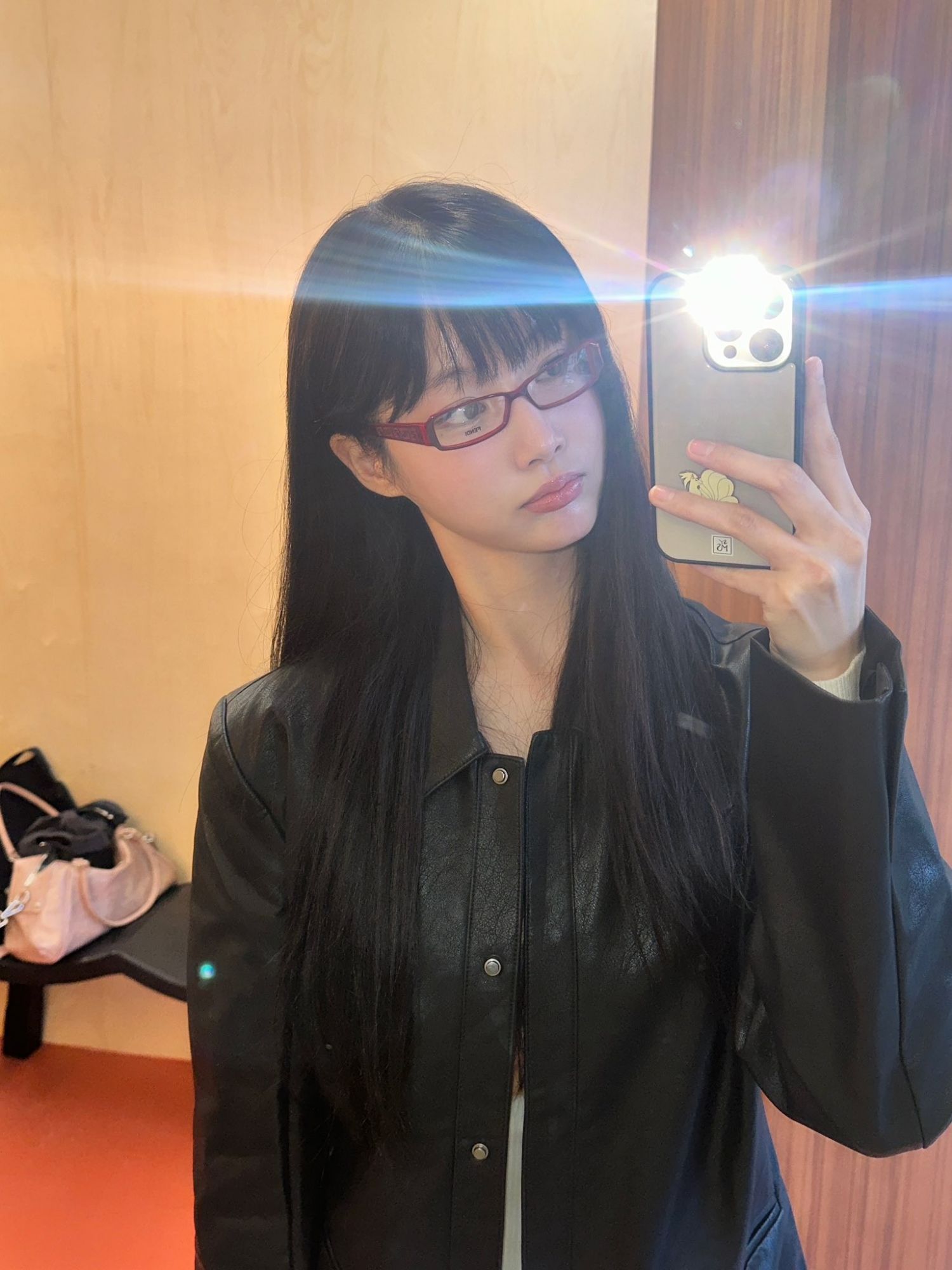 Latest photo of Yeonwoo