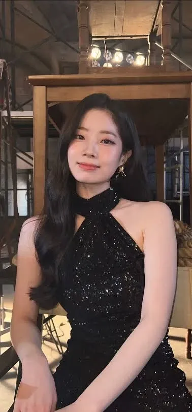 최애돌셀럽 팬덤이 추천하는 다현 배경 이미지
