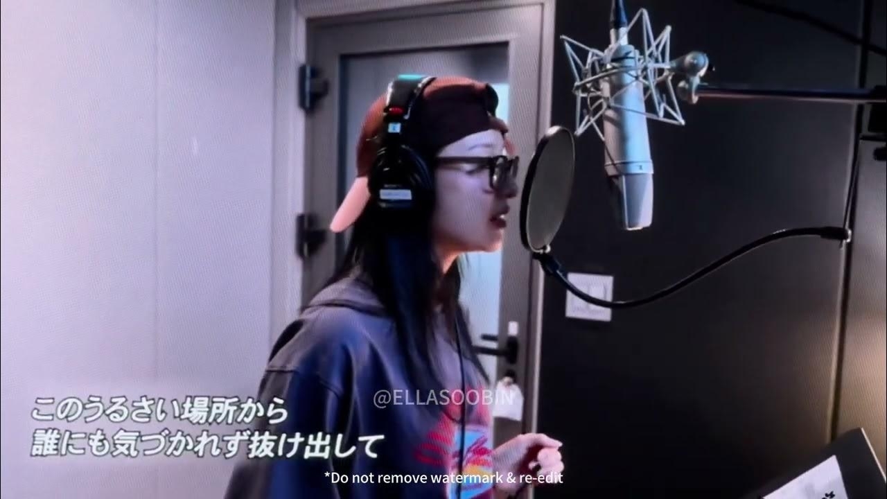 Behind-the-scenes cut of Kim Jiwon