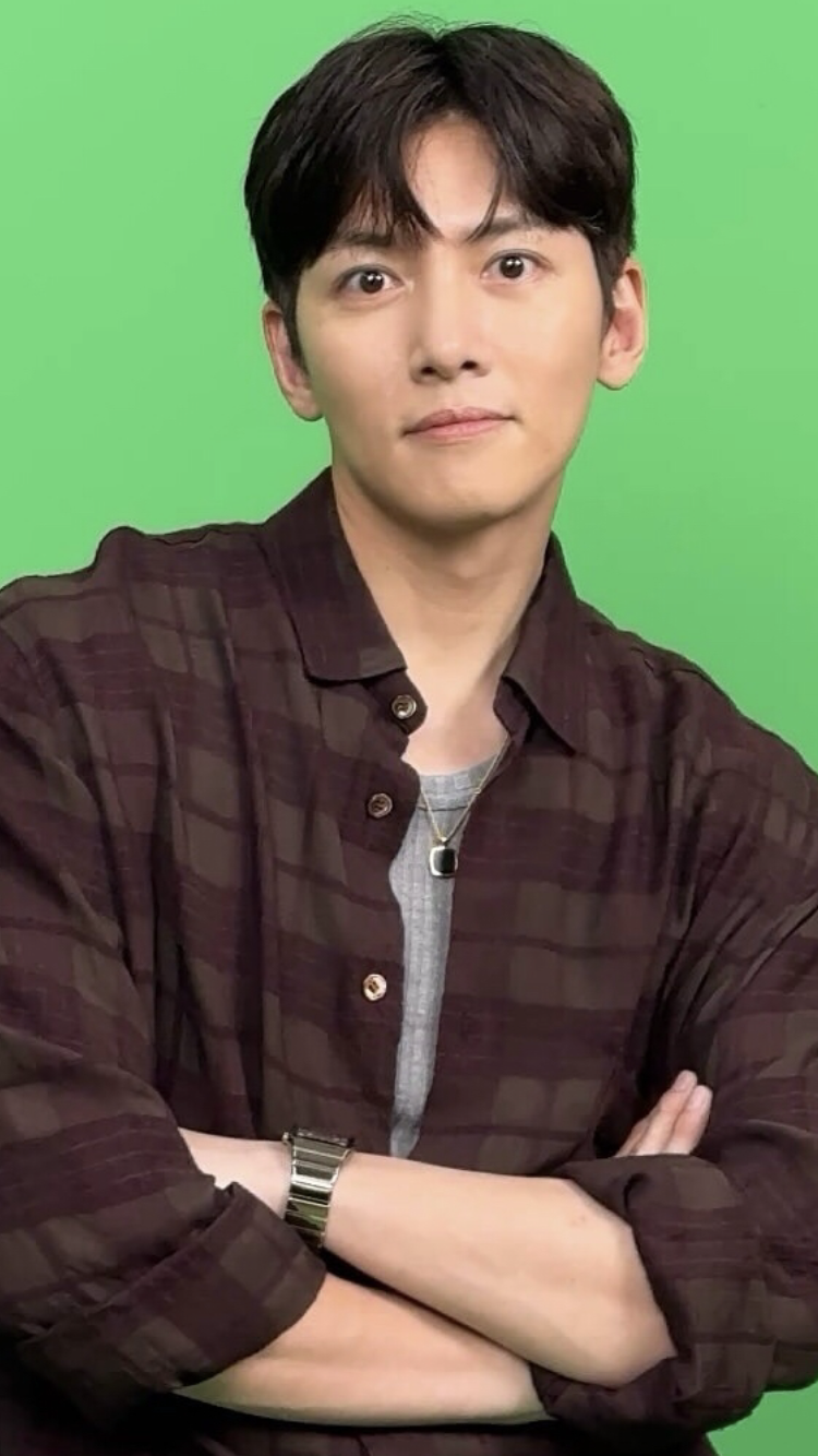 チ・チャンウクのビハインドカット