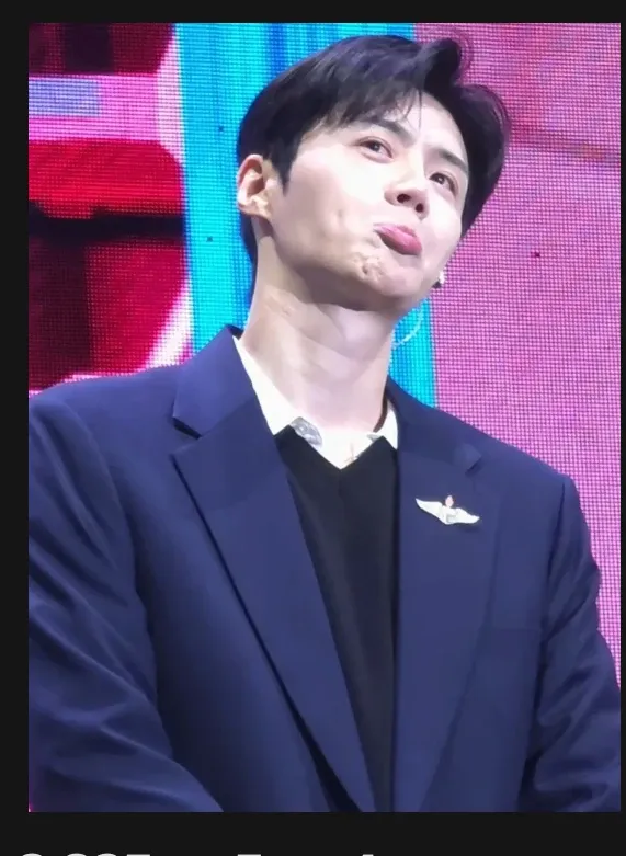김선호 최근 활동샷