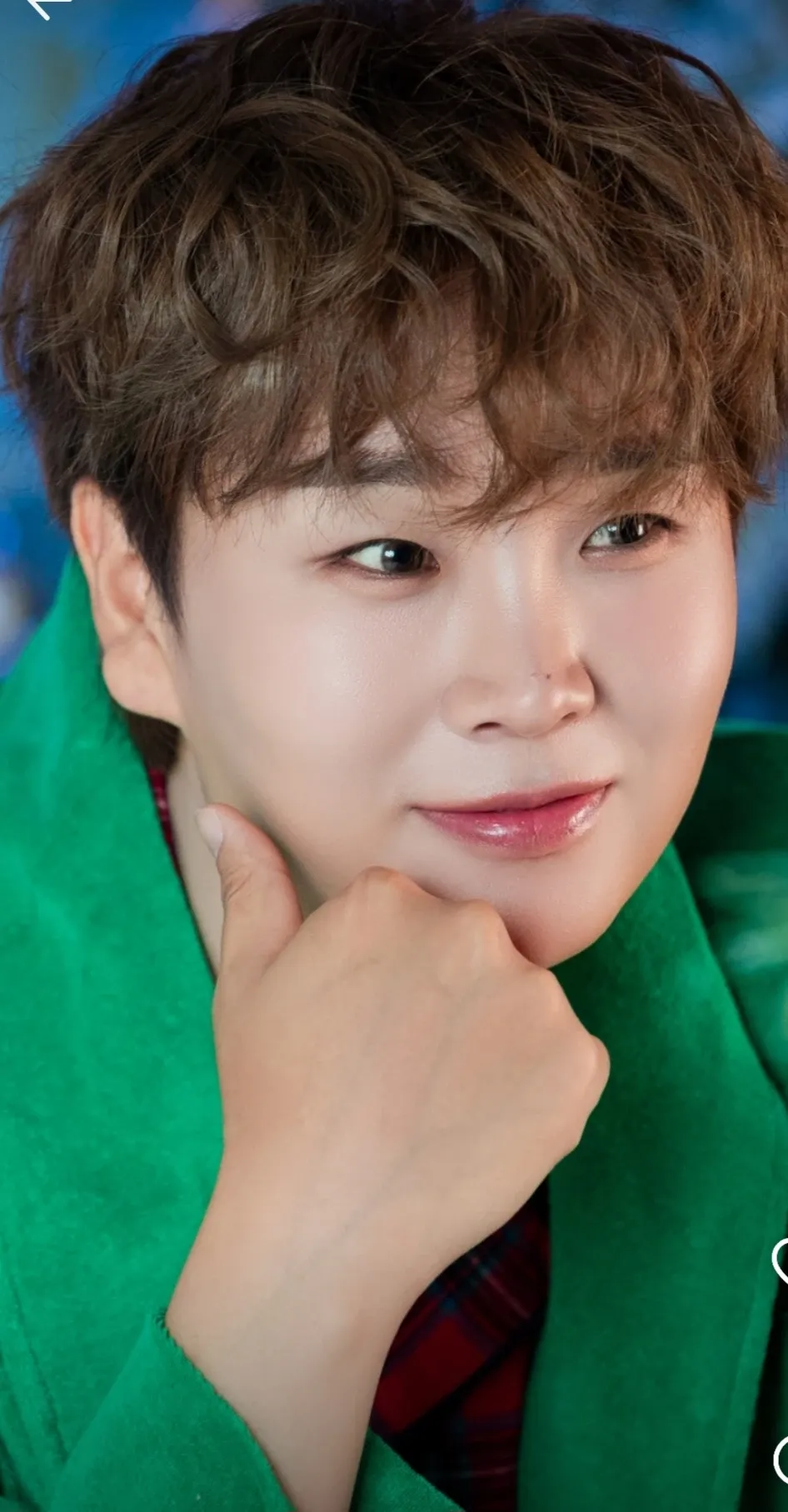 Emotional wallpaper shared by fans for Song Minjun
