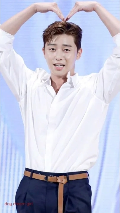 Foto kegiatan terbaru dari Park Seojoon