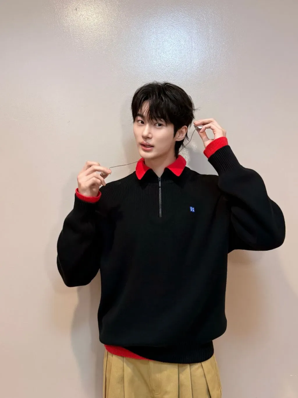 Behind-the-scenes cut of Byeon Wooseok