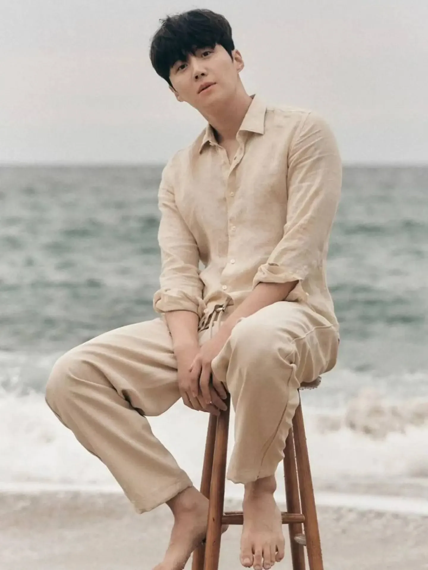 Behind-the-scenes cut of Kim Seonho