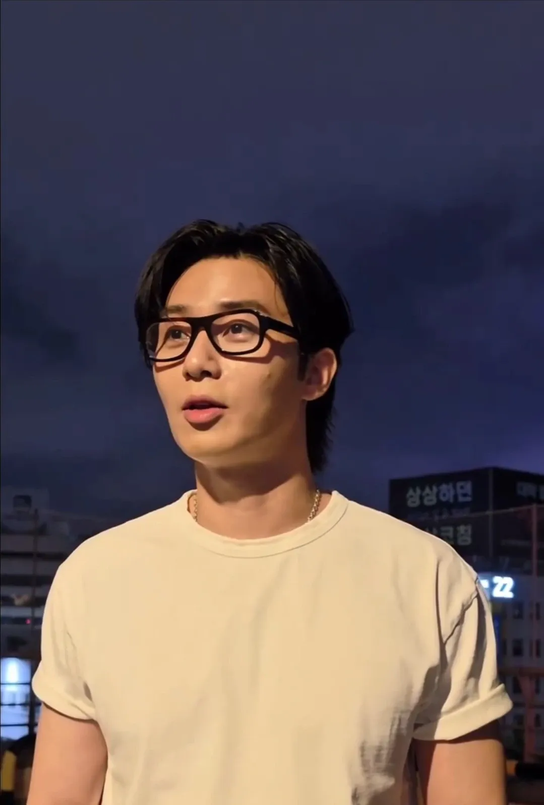 Latest photo of Park Seojoon