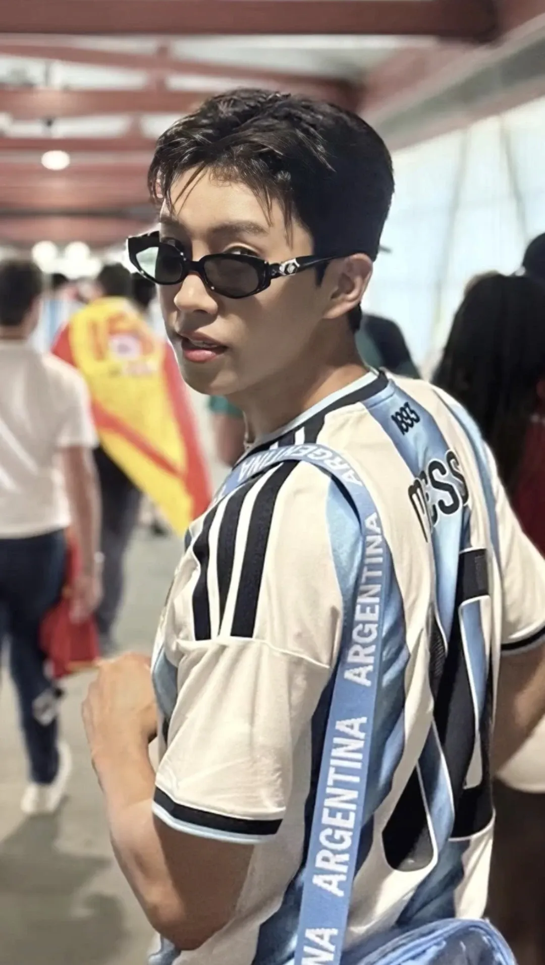 Cuplikan di balik layar dari Lim Youngwoong