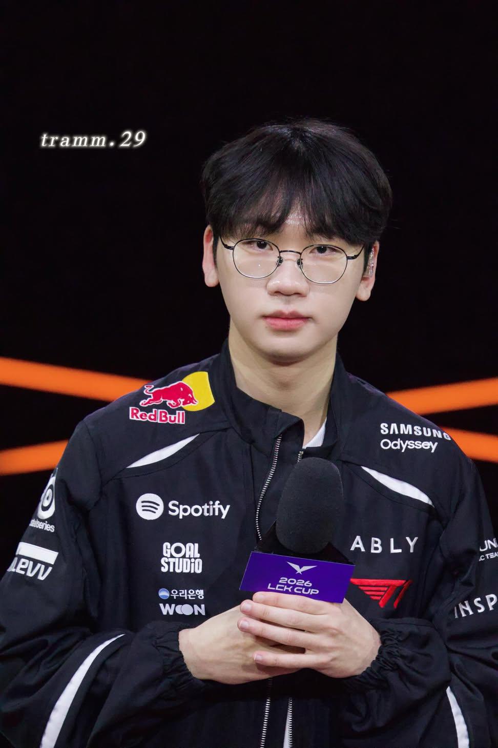 Behind-the-scenes cut of Doran