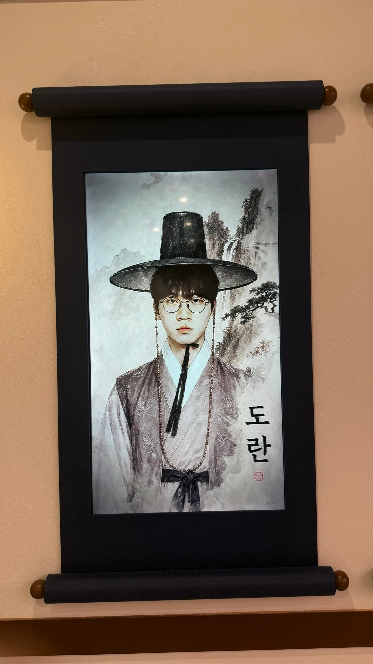 Representative background image loved by Doran fandom