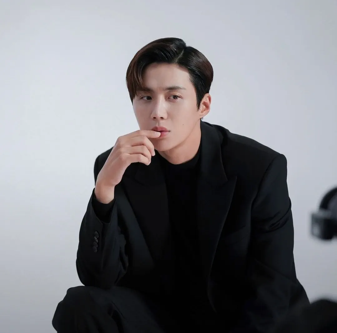 Recent activity shot of Kim Seonho