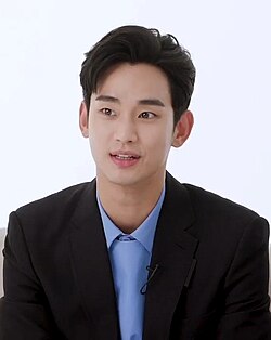 Cuplikan di balik layar dari Kim Soohyun