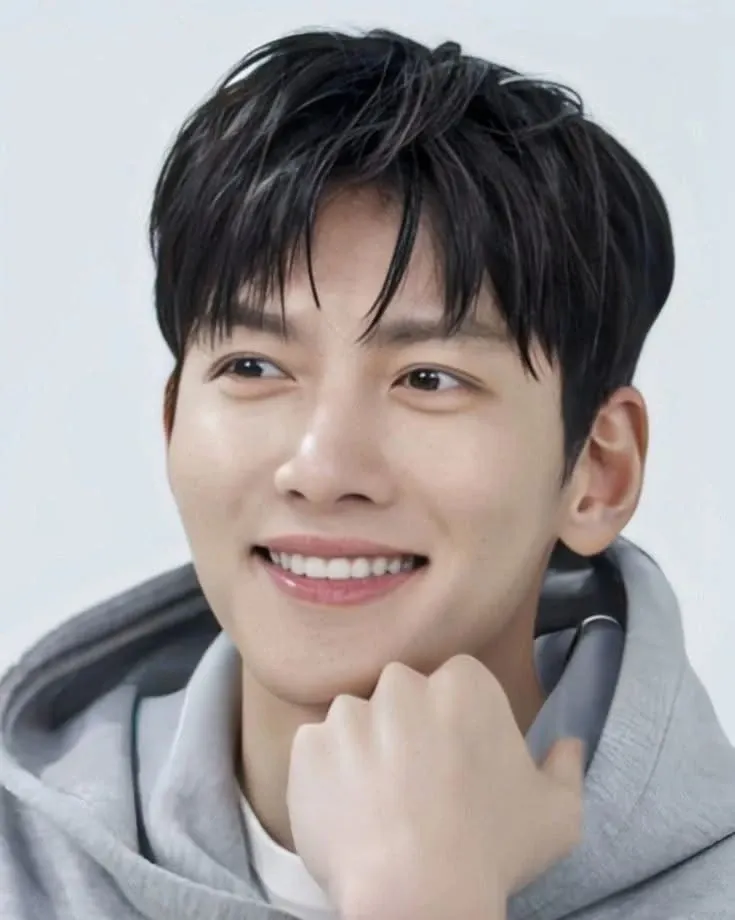 지창욱의 최신 사진