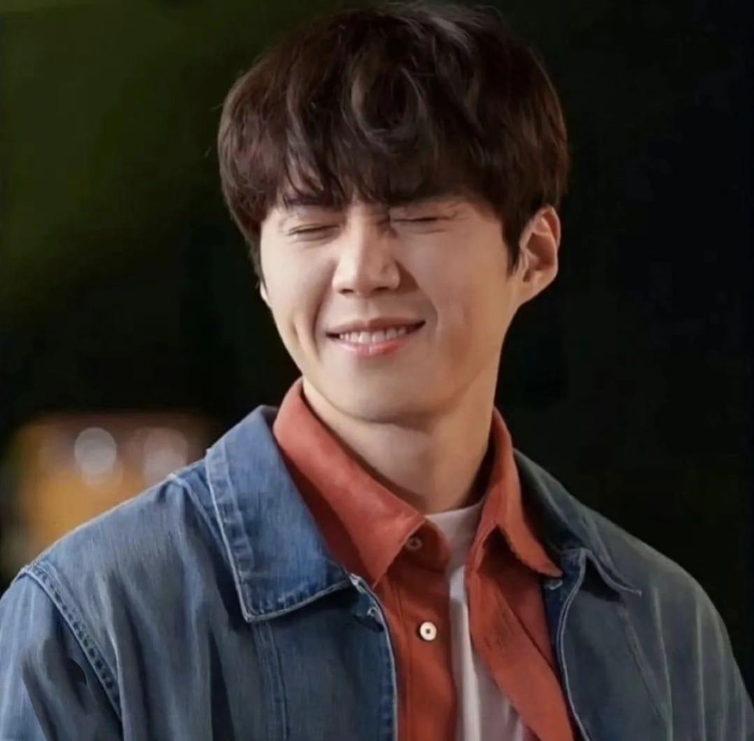 Latest photo of Kim Seonho