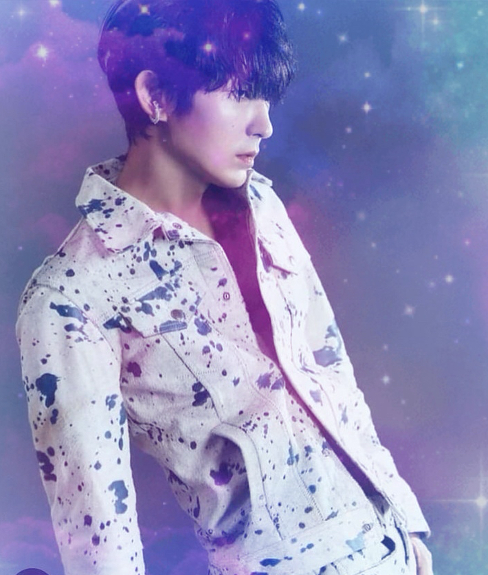 A moment captured by a fan of Lee Joongi