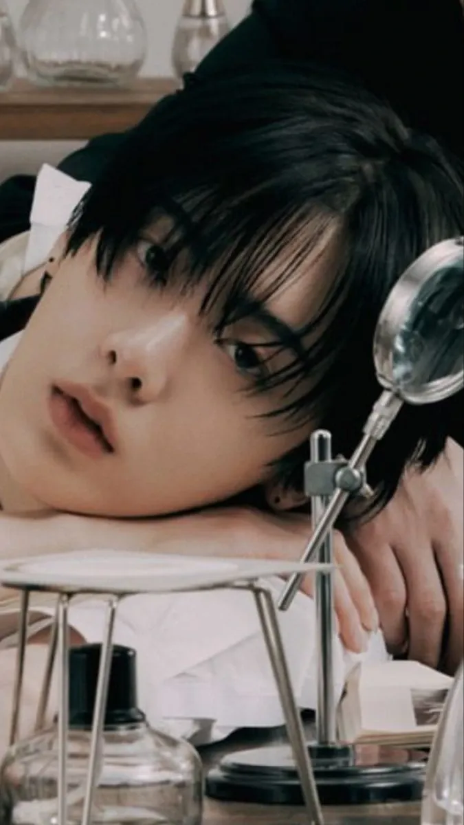 Emotional wallpaper shared by fans for Yoon Sanha