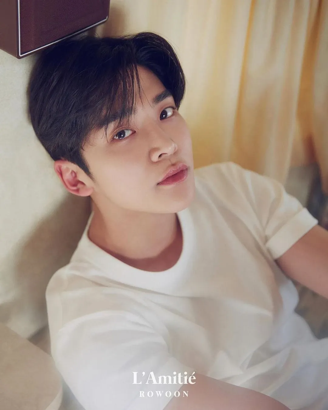 로운의 최신 사진