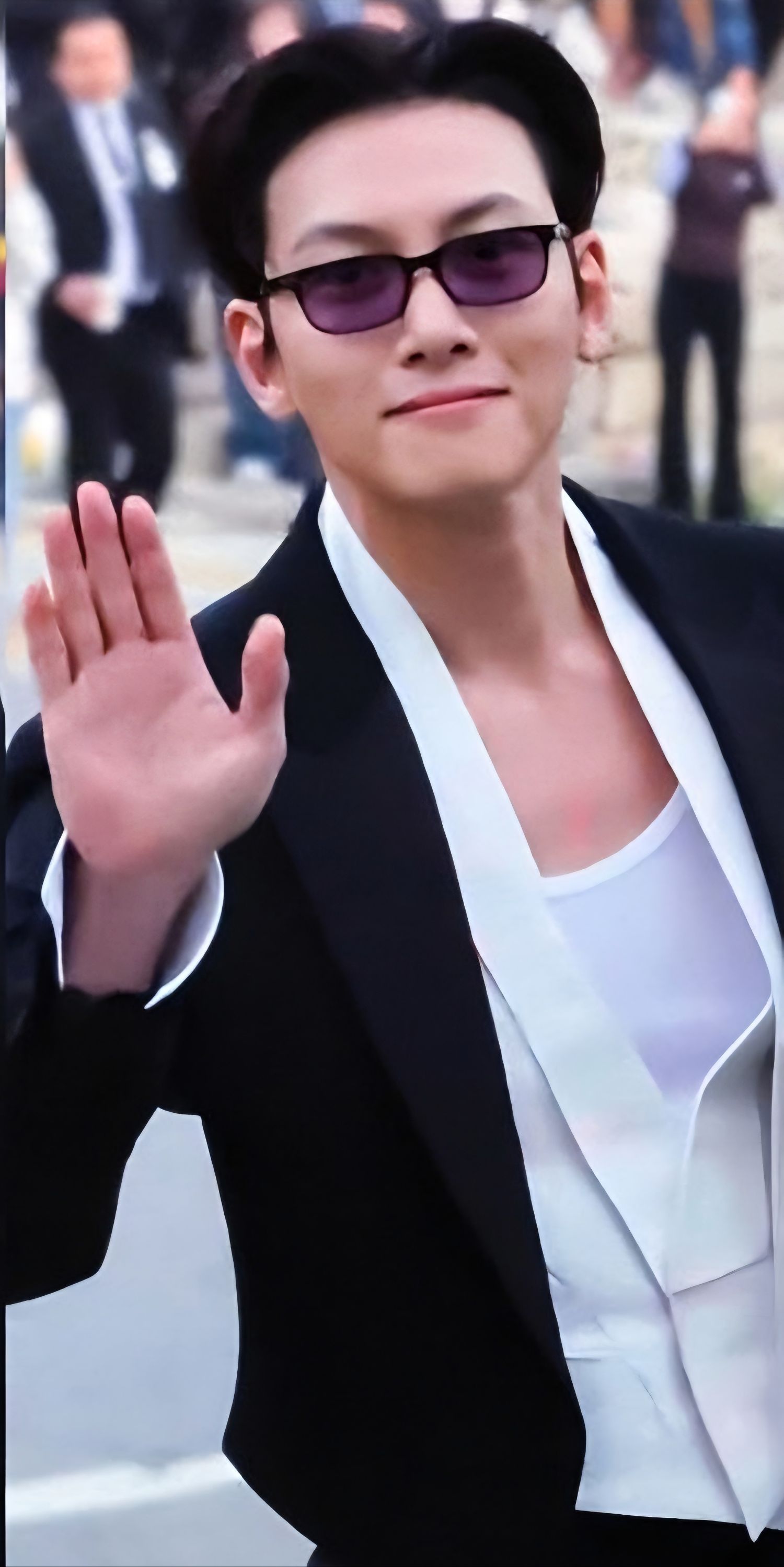 チ・チャンウクのビハインドカット