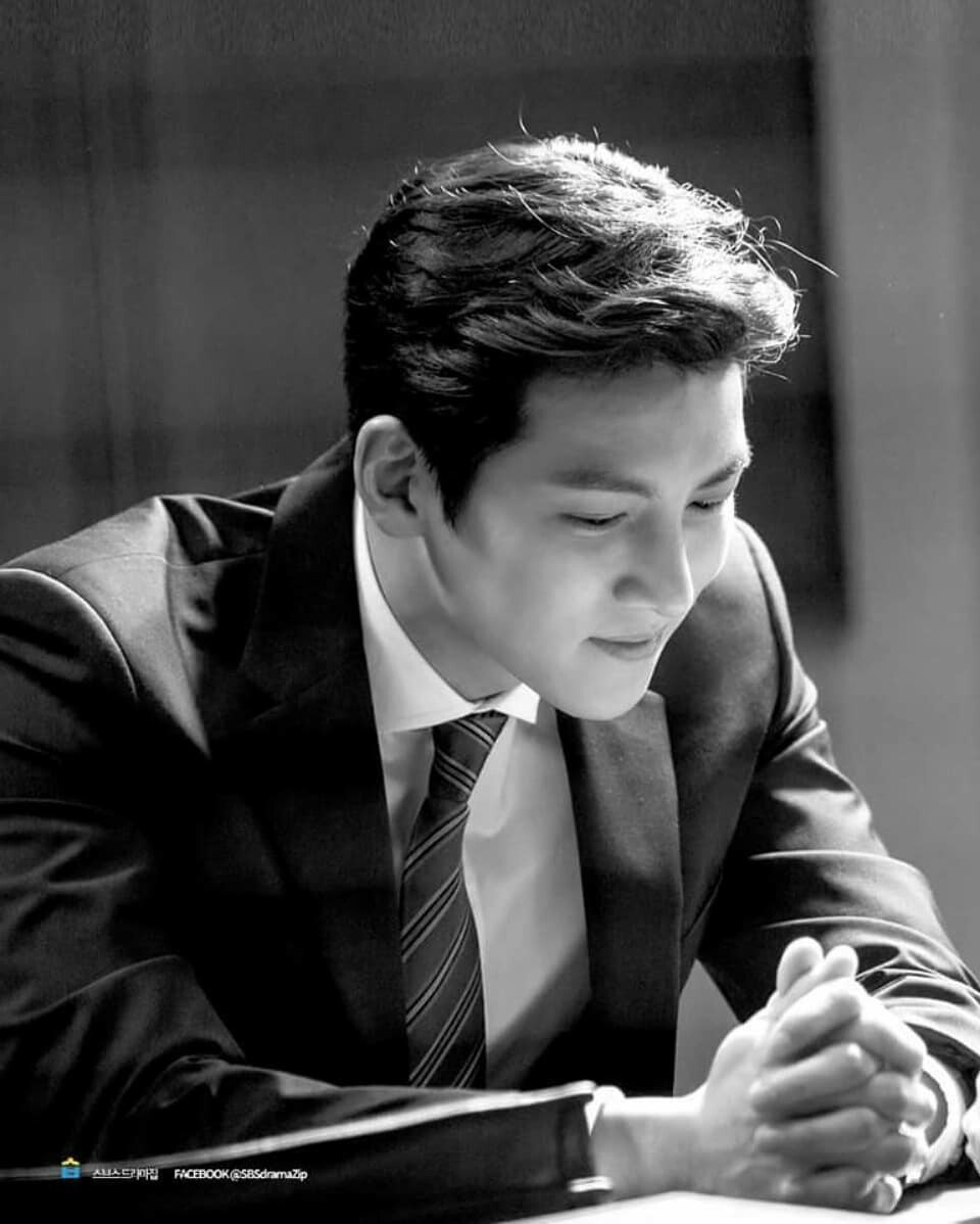 A moment captured by a fan of Ji Changwook