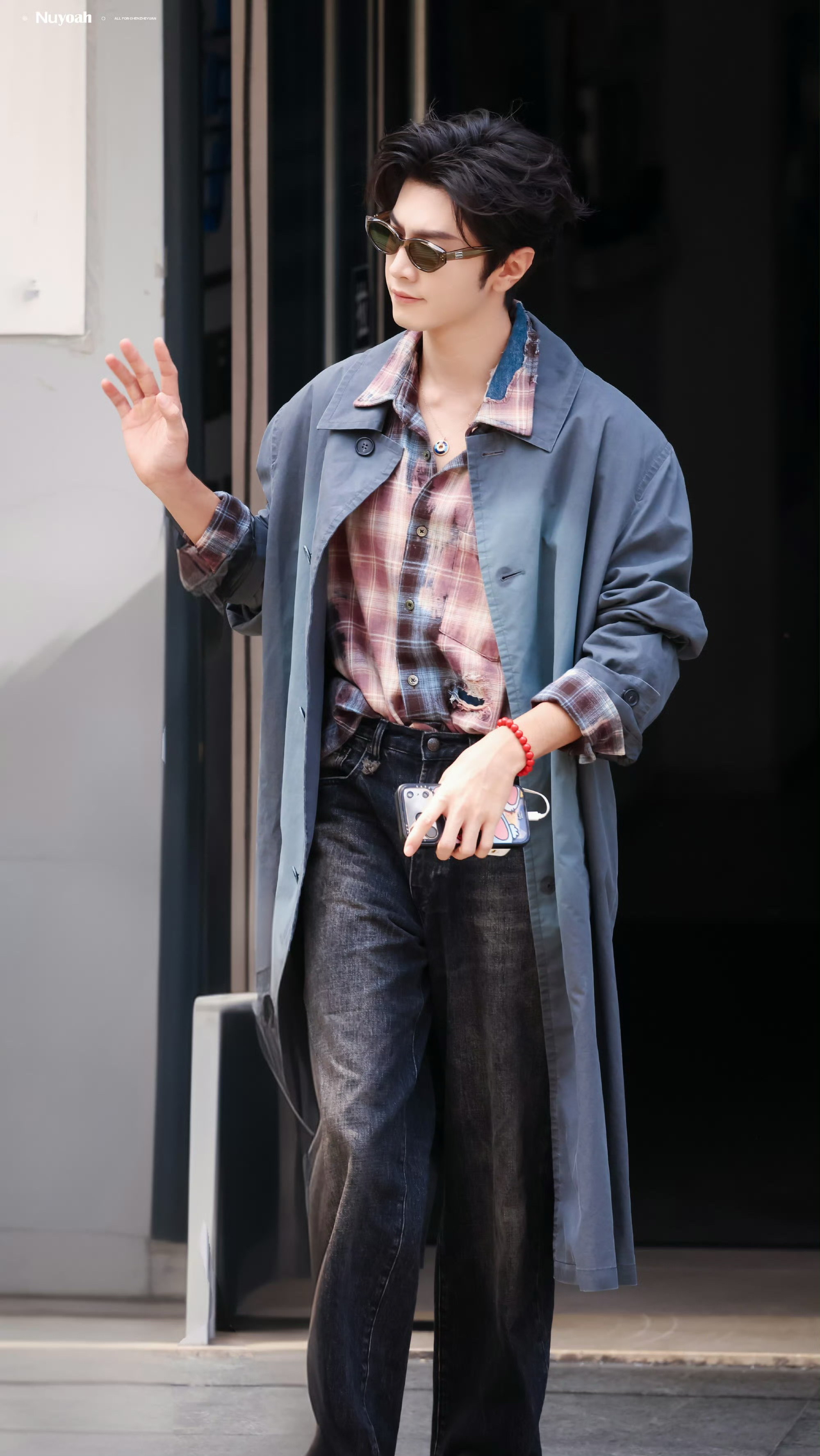 A moment captured by a fan of Chen Zhe Yuan