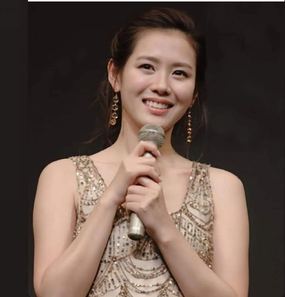 粉丝拍下的孙艺珍瞬间