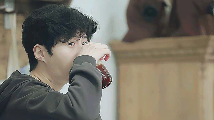 A moment captured by a fan of Kim Seonho