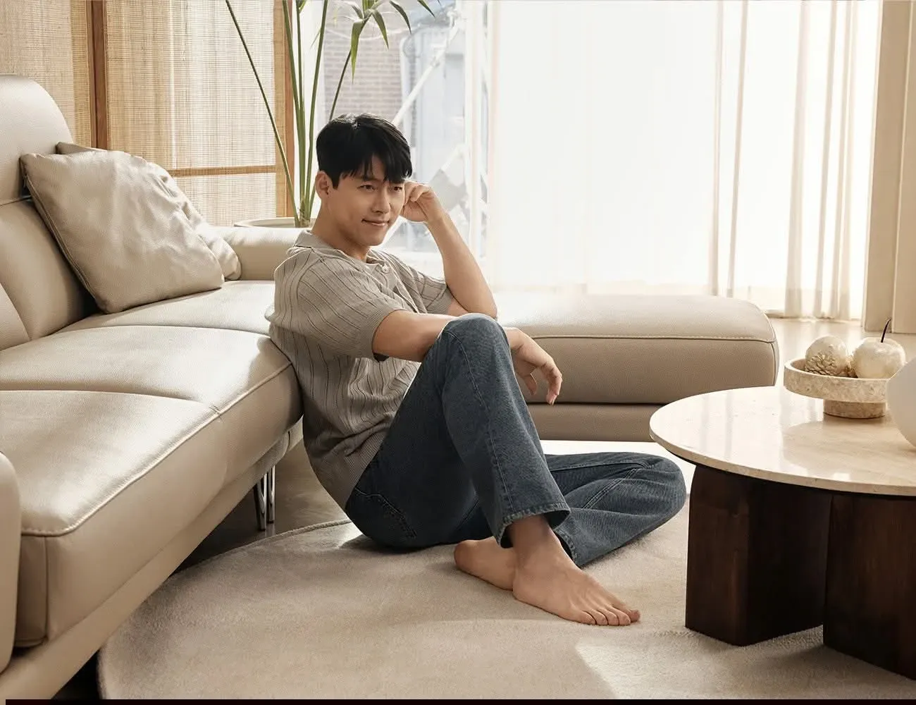 Cuplikan di balik layar dari Hyun Bin