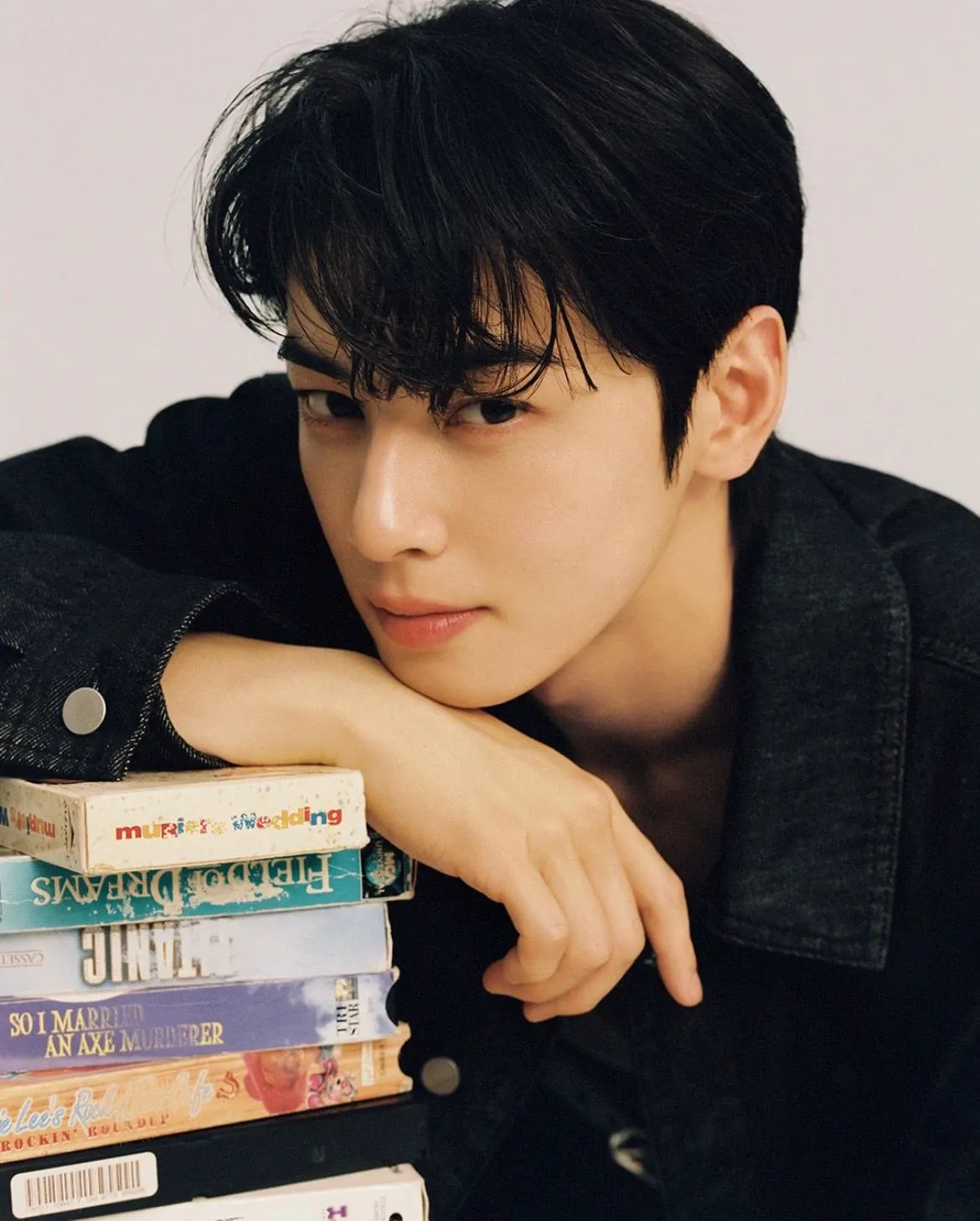A moment captured by a fan of Cha Eunwoo