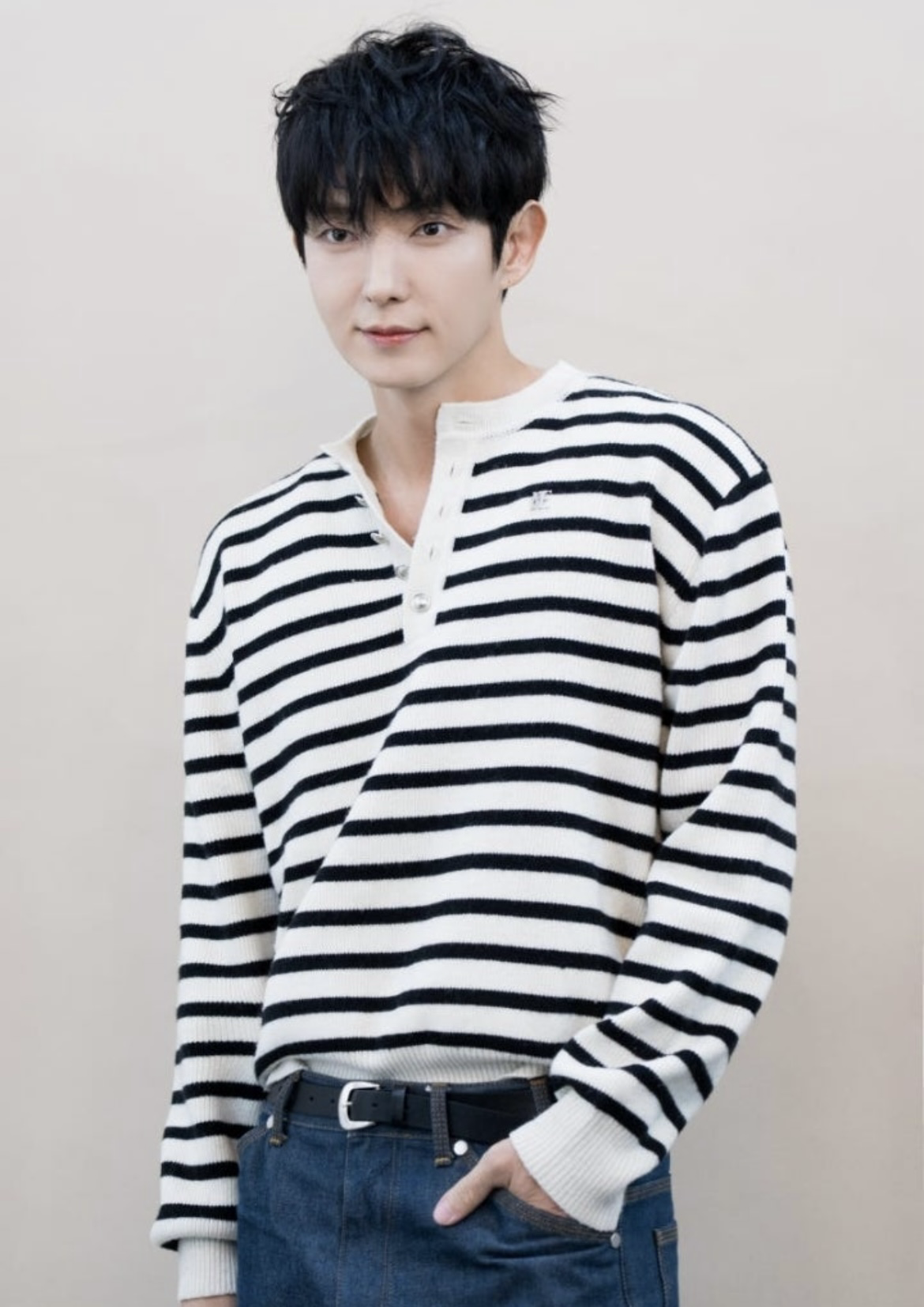 Behind-the-scenes cut of Lee Joongi