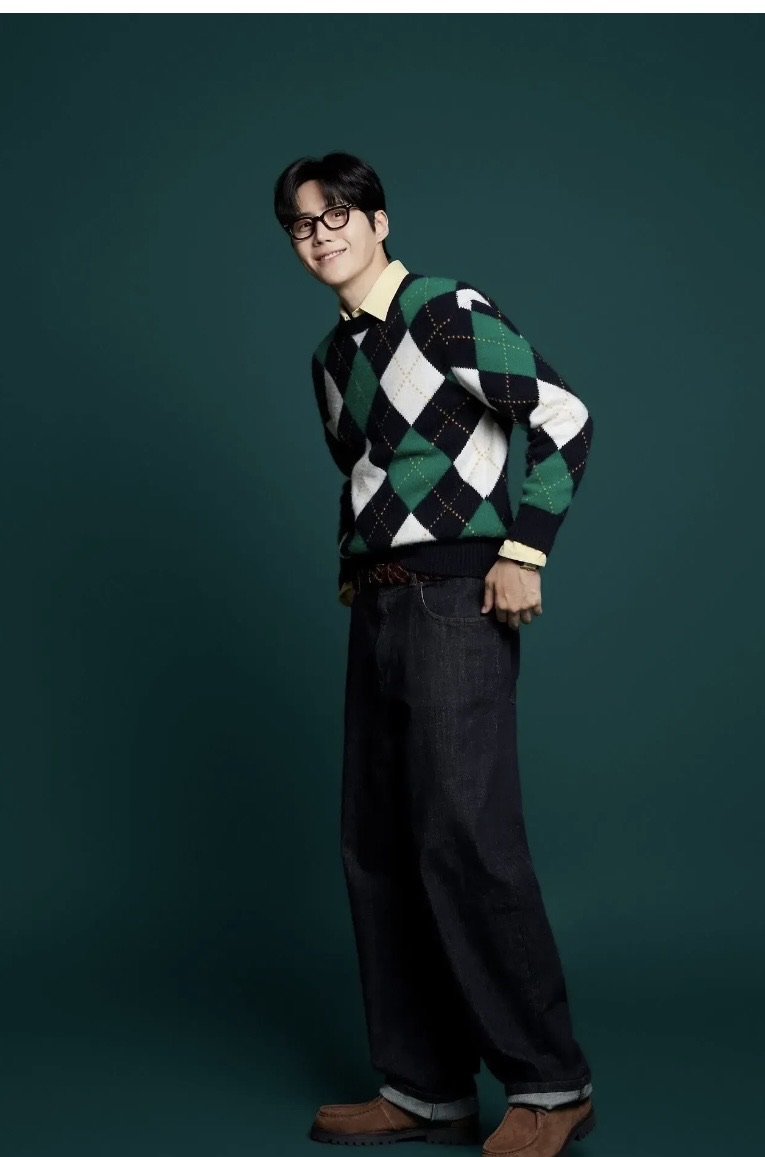 Recent activity shot of Kim Seonho