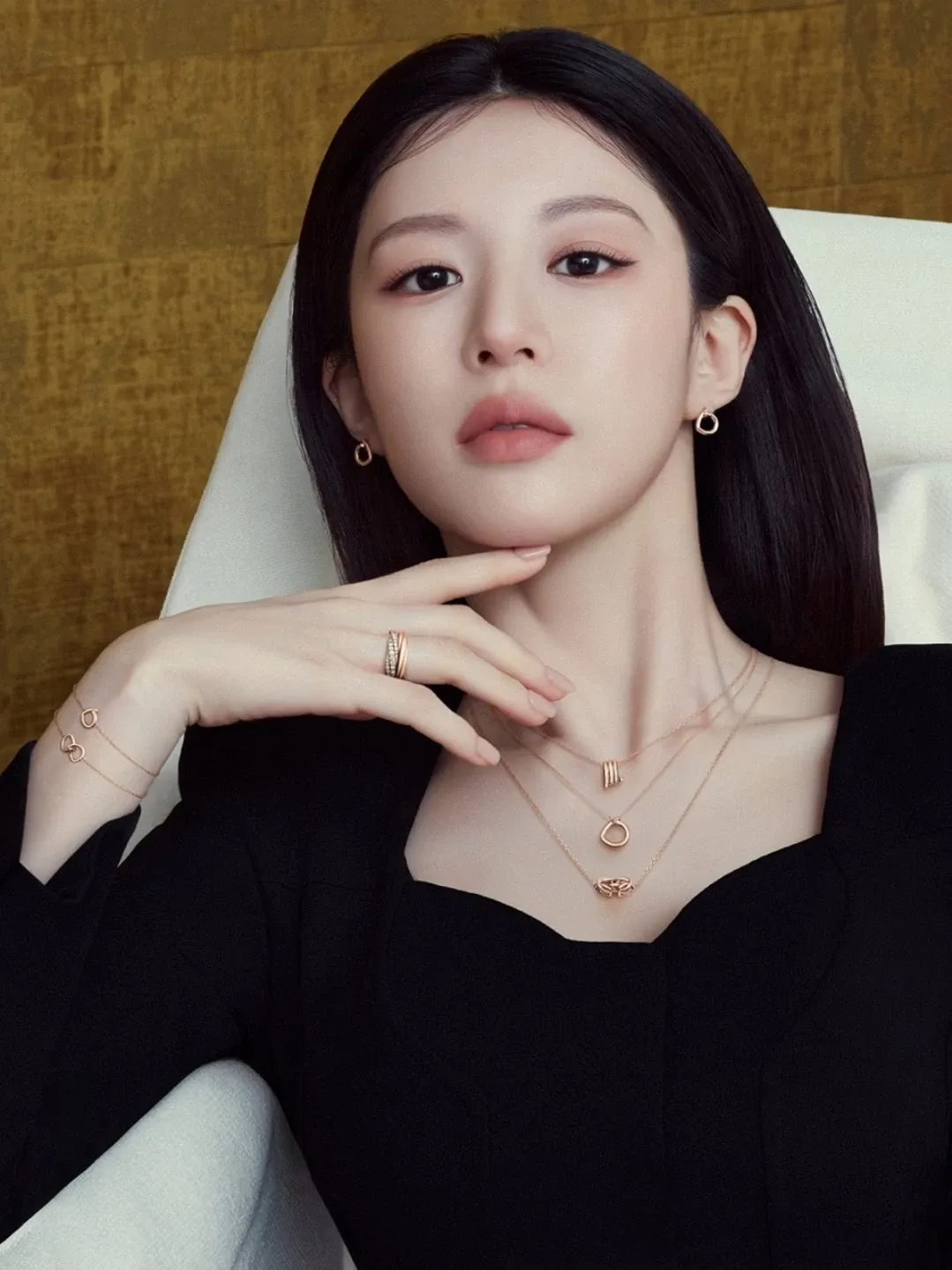 Behind-the-scenes cut of Go Younjung
