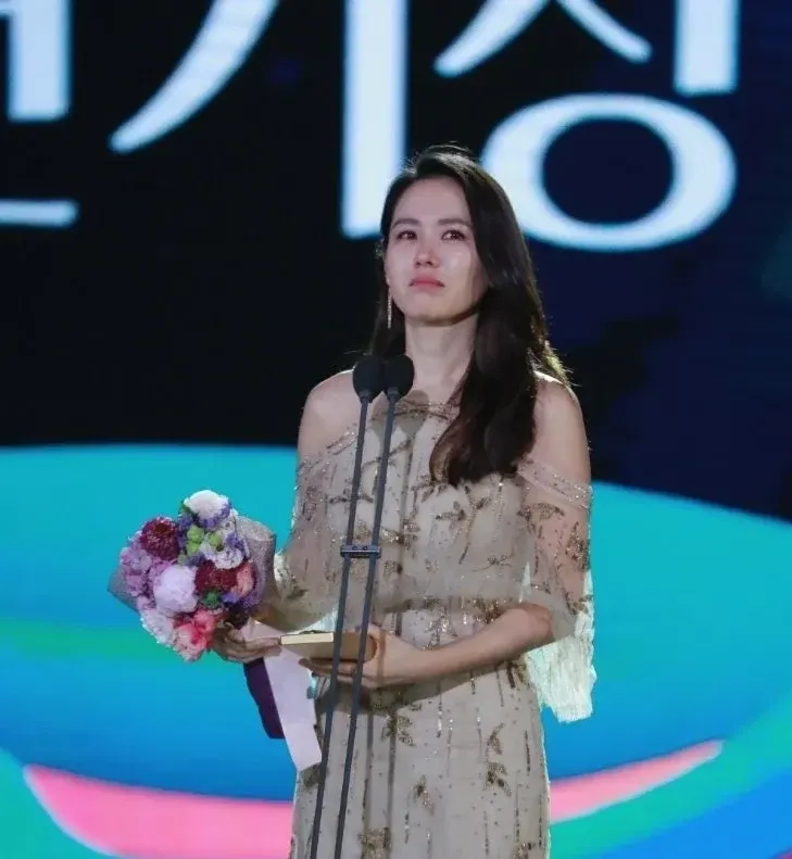 손예진의 비하인드 컷