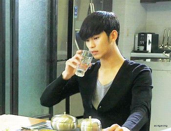 A moment captured by a fan of Kim Soohyun