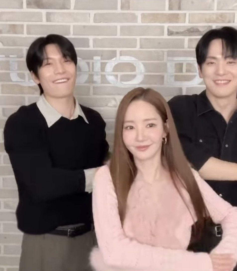 朴敏英的近期活動照