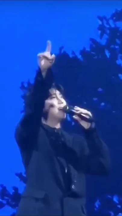 Momen yang diabadikan oleh penggemar Lim Youngwoong