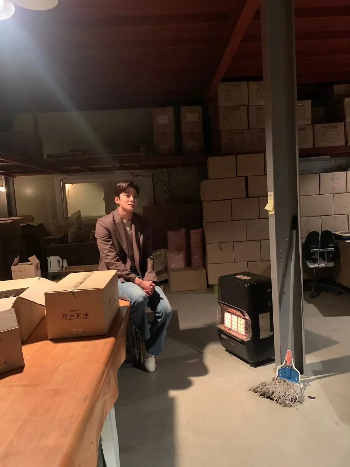 Foto kegiatan terbaru dari Rowoon