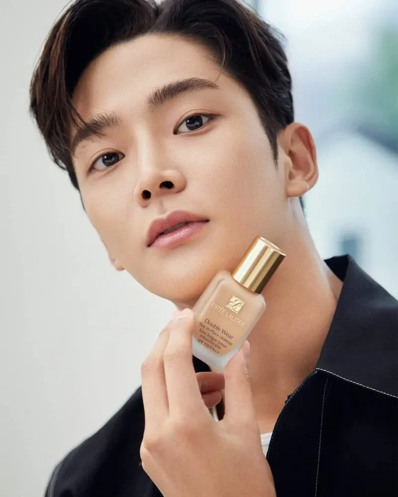 Momen yang diabadikan oleh penggemar Rowoon