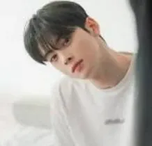A moment captured by a fan of Cha Eunwoo