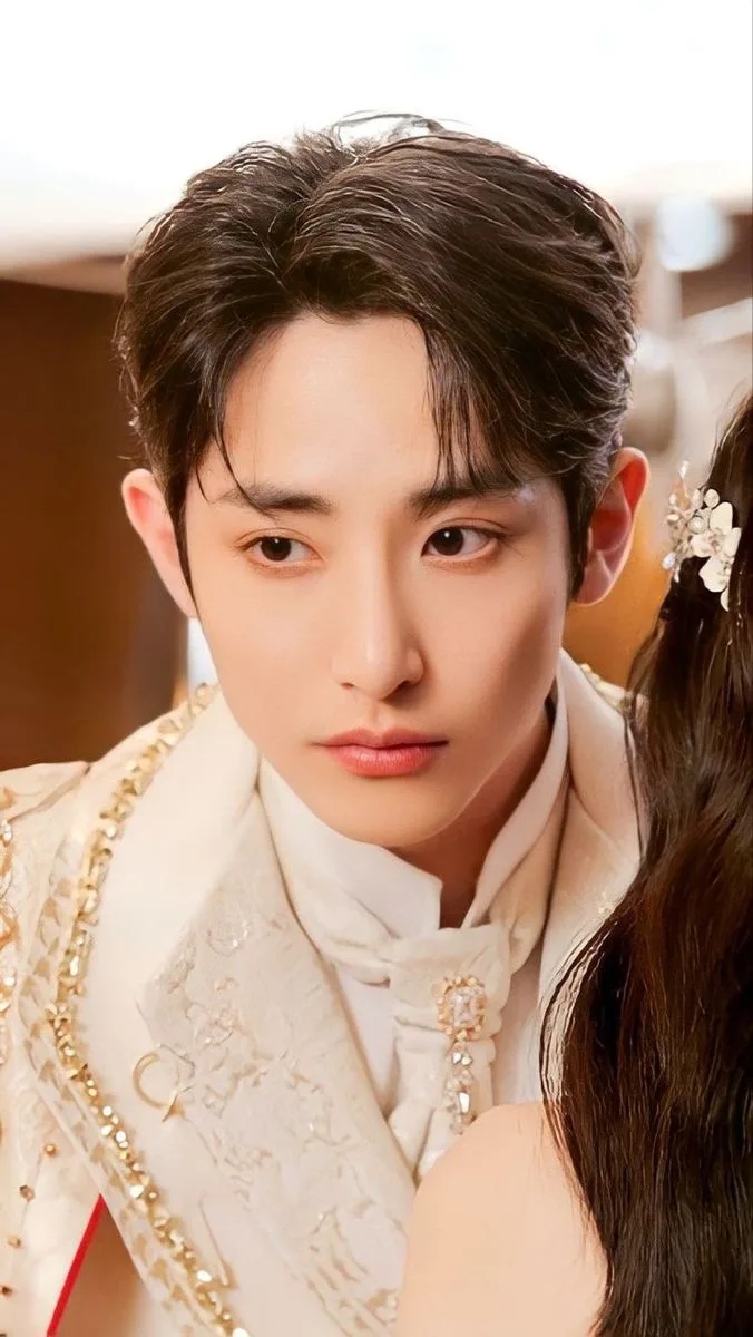 Special wallpaper made by Lee Soohyuk's fans