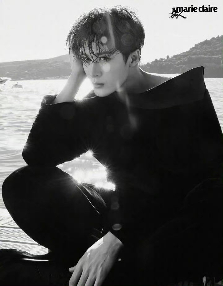 Foto terbaru dari Tan Jianci