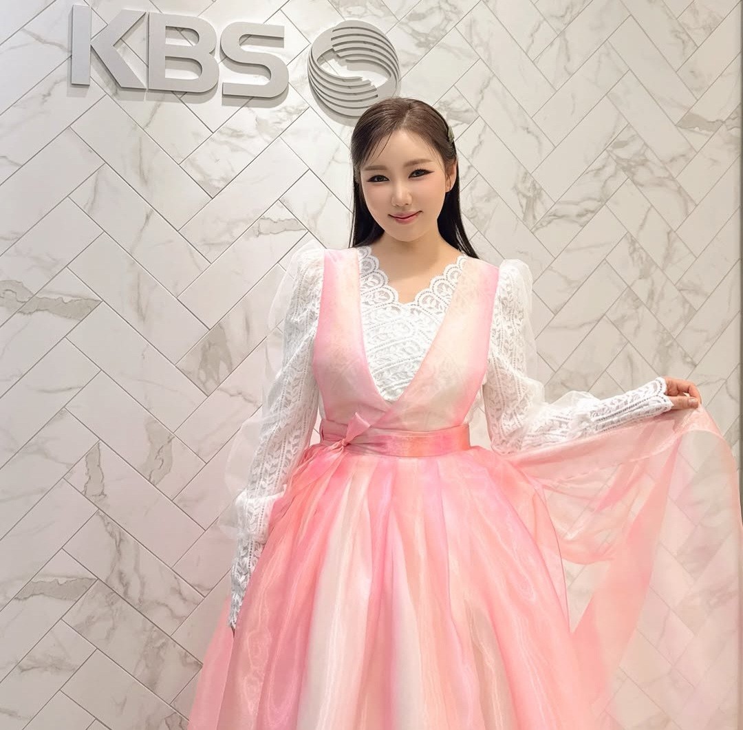 宋歌人的近期活動照