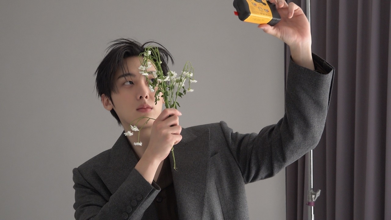 Recent activity shot of Cha Eunwoo