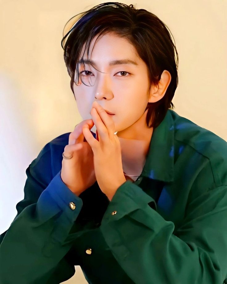 A moment captured by a fan of Lee Joongi