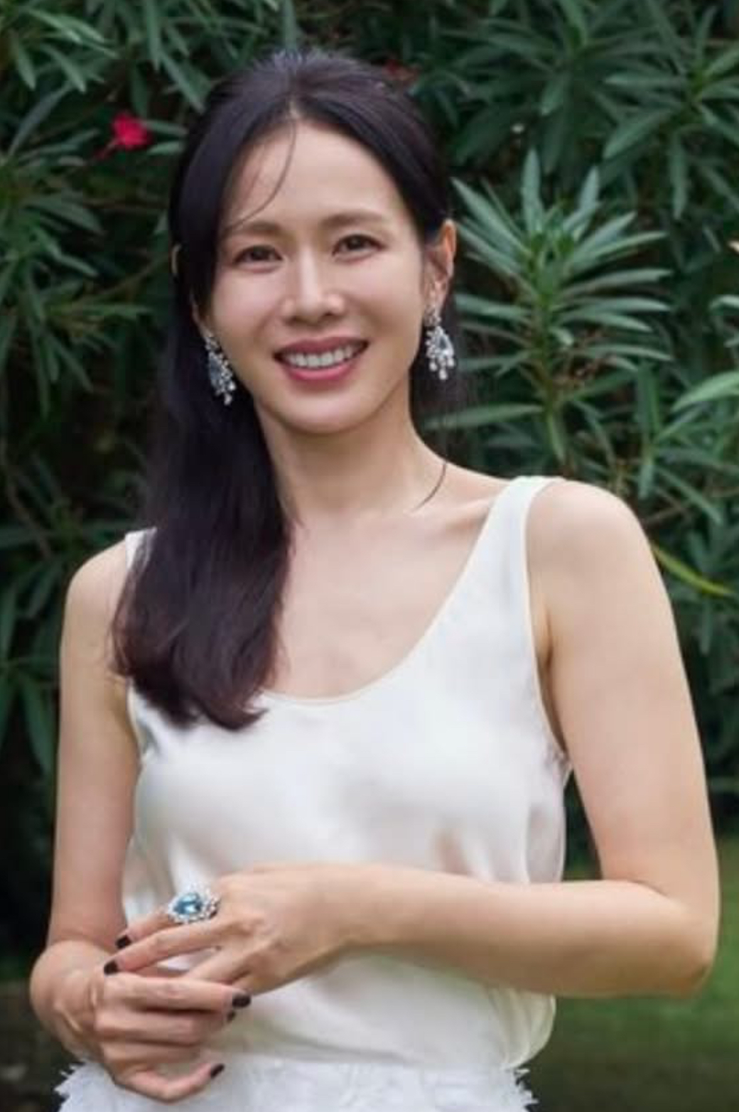 손예진 최근 활동샷