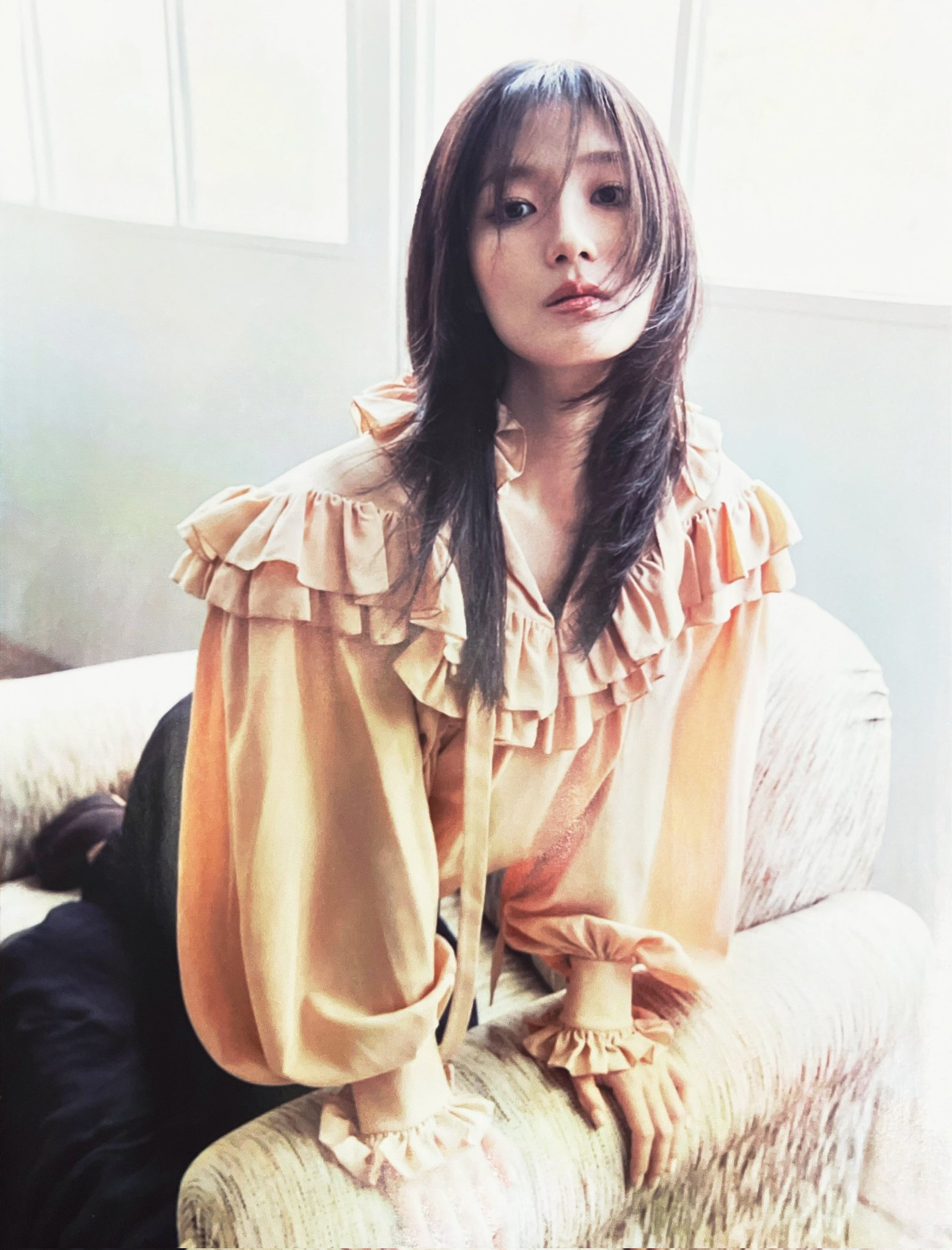 Behind-the-scenes cut of Kim Hyeyoon