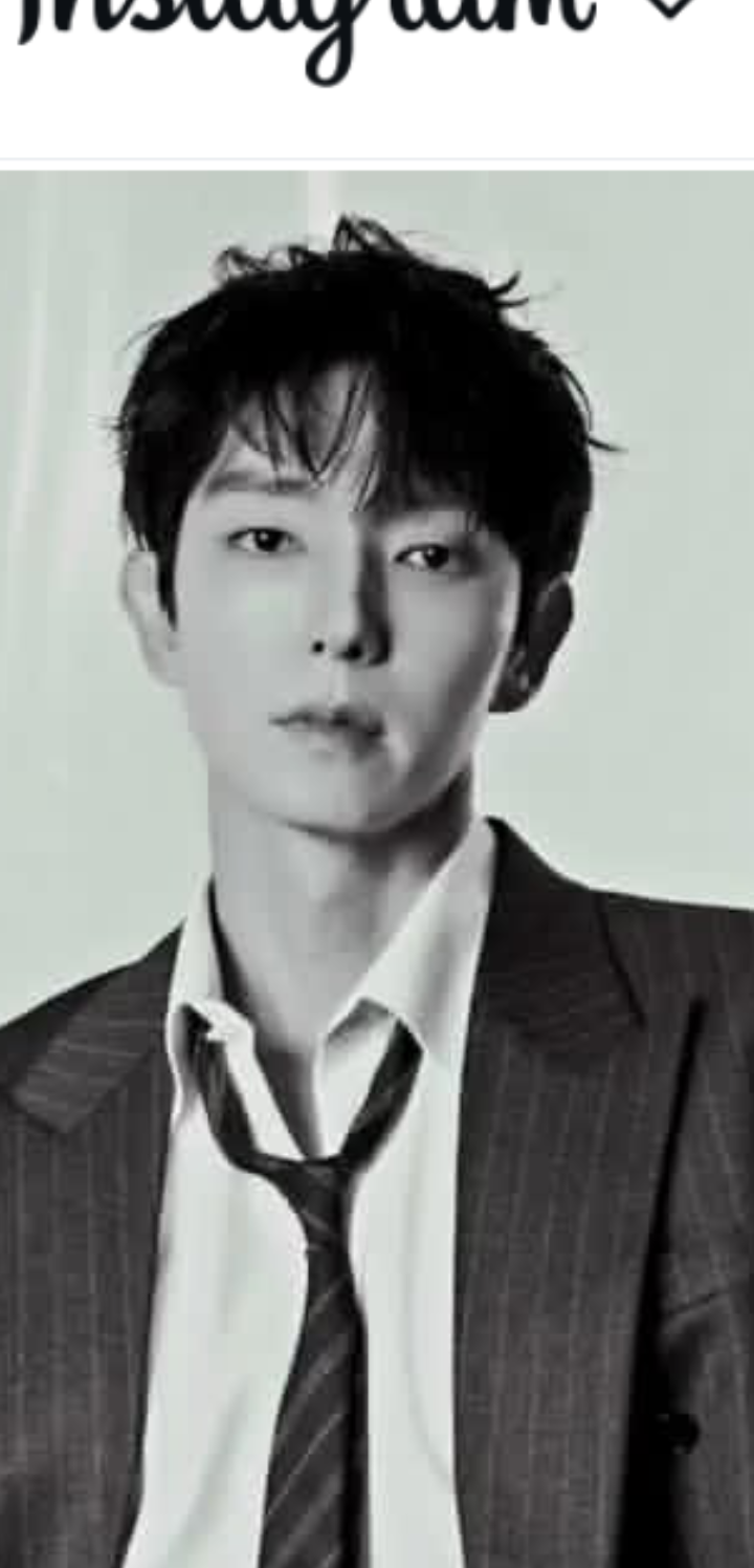 A moment captured by a fan of Lee Joongi